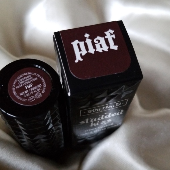 Kat Von D - Piaf Studded Kiss Creme Lipstick - Picture 2 of 5